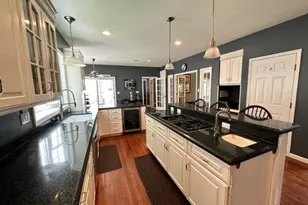 21 Beach Plum Dr, Centerport, NY 11721 - Photo 14