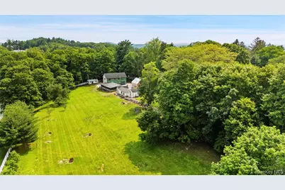 310 Mt Holly Road, Katonah, NY 10536 - Photo 4