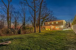 25 Lincoln Ave, Ronkonkoma, NY 11779 - Photo 34