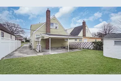 8268 Little Neck Parkway, Floral Park, NY 11004 - Photo 6