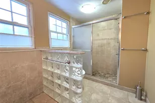 1435 Broadway Ave, Holbrook, NY 11741 - Photo 20