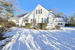 1435 Broadway Ave, Holbrook, NY 11741 - Photo 2