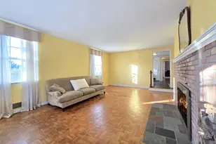 1435 Broadway Ave, Holbrook, NY 11741 - Photo 12