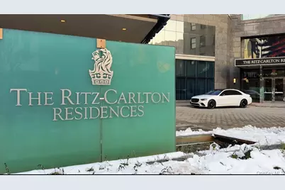 1 Renaissance Square #10E, White Plains, NY 10601 - Photo 2