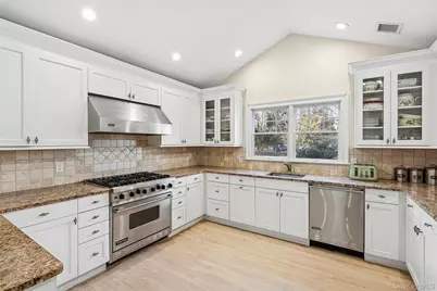 122 Beach Road, Westhampton Beach, NY 11978 - Photo 6