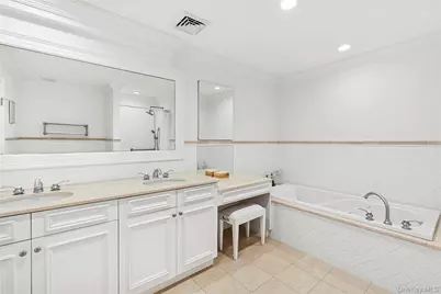 122 Beach Road, Westhampton Beach, NY 11978 - Photo 8