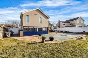 44 Colony Ln, Syosset, NY 11791 - Photo 40