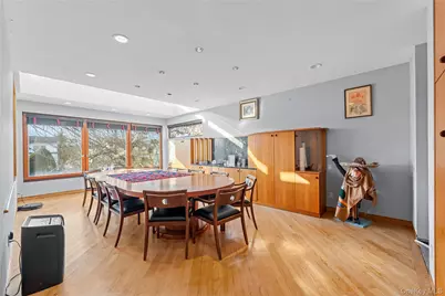 2829 Frankel Boulevard, Merrick, NY 11566 - Photo 6