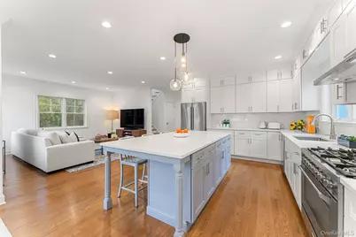 109 Lee Road, Scarsdale, NY 10583 - Photo 14