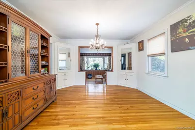31 Alden Court, Malverne, NY 11565 - Photo 4