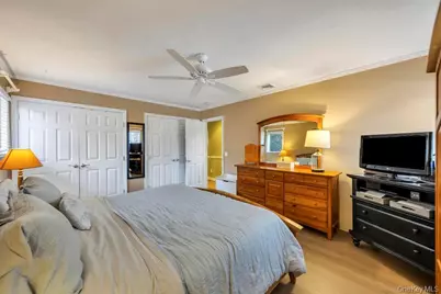 274 Collington Drive, Ronkonkoma, NY 11779 - Photo 14