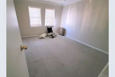 60-38 78th Avenue, Glendale, NY 11385 - Photo 8