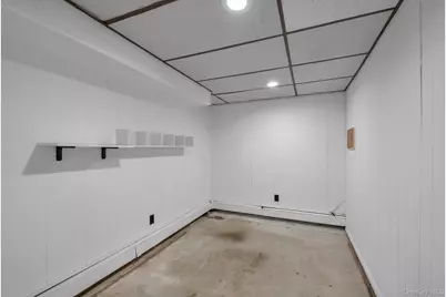 2 Joan Court, Woodbury, NY 11797 - Photo 22