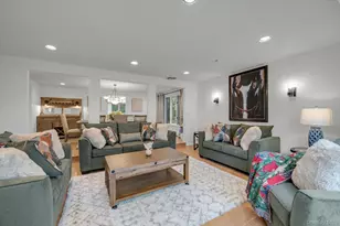 2 Joan Ct, Woodbury, NY 11797 - Photo 4