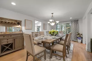 2 Joan Ct, Woodbury, NY 11797 - Photo 8