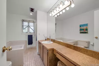2 Joan Court, Woodbury, NY 11797 - Photo 20