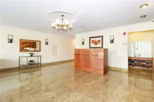 2 Old Mamaroneck Rd, White Plains, NY 10605 - Photo 2