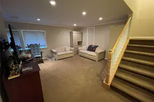 75 Warwick Dr, Massapequa, NY 11758 - Photo 24