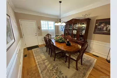 75 Warwick Drive, Massapequa, NY 11758 - Photo 2