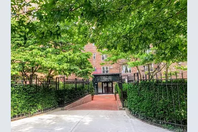 76-10 34th Avenue #2M, Jackson Heights, NY 11372 - Photo 16