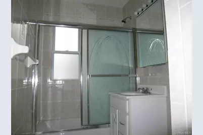 62 Soundview Street, New Rochelle, NY 10805 - Photo 12