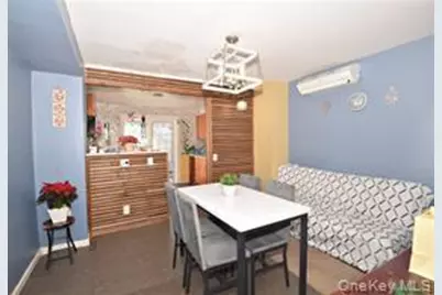 153-54 Foch Boulevard, Jamaica, NY 11434 - Photo 8