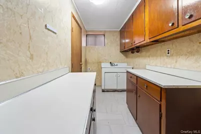 2536 Tiemann Avenue, Bronx, NY 10469 - Photo 22