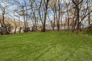 78 Carr Ln, Coram, NY 11727 - Photo 18