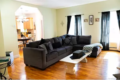 7 Victorian Court, Milton, NY 12547 - Photo 10