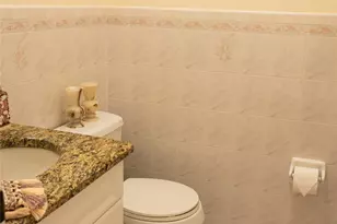 7 Victorian Ct, Milton, NY 12547 - Photo 16