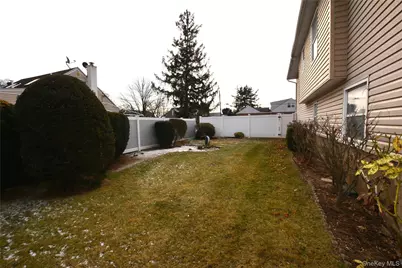 96 New York Avenue, West Hempstead, NY 11552 - Photo 26