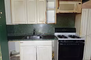 114-41 166th St, Jamaica, NY 11434 - Photo 10