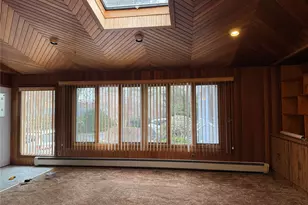 1926 Midlane Rd, Syosset, NY 11791 - Photo 12