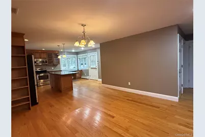 1926 Midlane Road, Syosset, NY 11791 - Photo 20