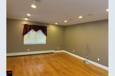 1926 Midlane Road, Syosset, NY 11791 - Photo 4