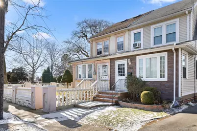 4564 170th Street, Flushing, NY 11358 - Photo 4