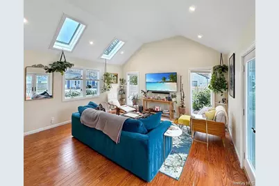 120 Clinton Avenue, Patchogue, NY 11772 - Photo 4