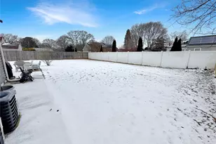 120 Clinton Ave, Patchogue, NY 11772 - Photo 22