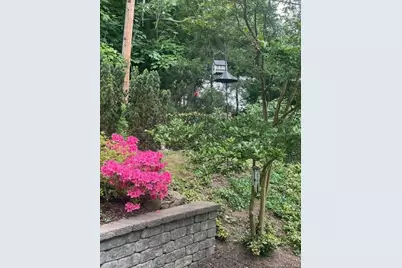 145 Shore Road, Manhasset, NY 11030 - Photo 8