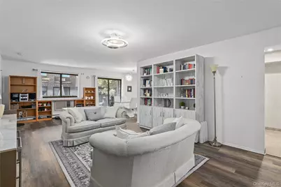 504 Kemeys Cove Road #5-04, Briarcliff Manor, NY 10562 - Photo 2