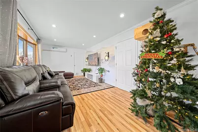 46 Creighton Avenue, Ronkonkoma, NY 11779 - Photo 6