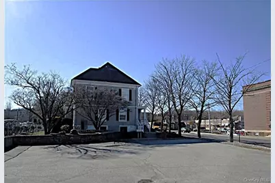 1952 Commerce Street, Yorktown Heights, NY 10598 - Photo 4