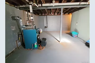 2106 5th Street, East Meadow, NY 11554 - Photo 14