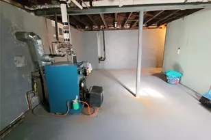 2106 5th St, East Meadow, NY 11554 - Photo 14