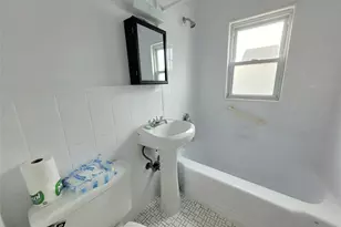 2106 5th St, East Meadow, NY 11554 - Photo 8