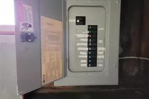 2106 5th St, East Meadow, NY 11554 - Photo 16