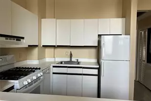 21 Village Ml, Haverstraw, NY 10927 - Photo 4