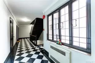 55 Grand Ave, Rockville Centre, NY 11570 - Photo 8