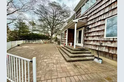 33 Pilgrim Drive, Port Jefferson, NY 11777 - Photo 2