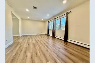 33 Pilgrim Drive, Port Jefferson, NY 11777 - Photo 6